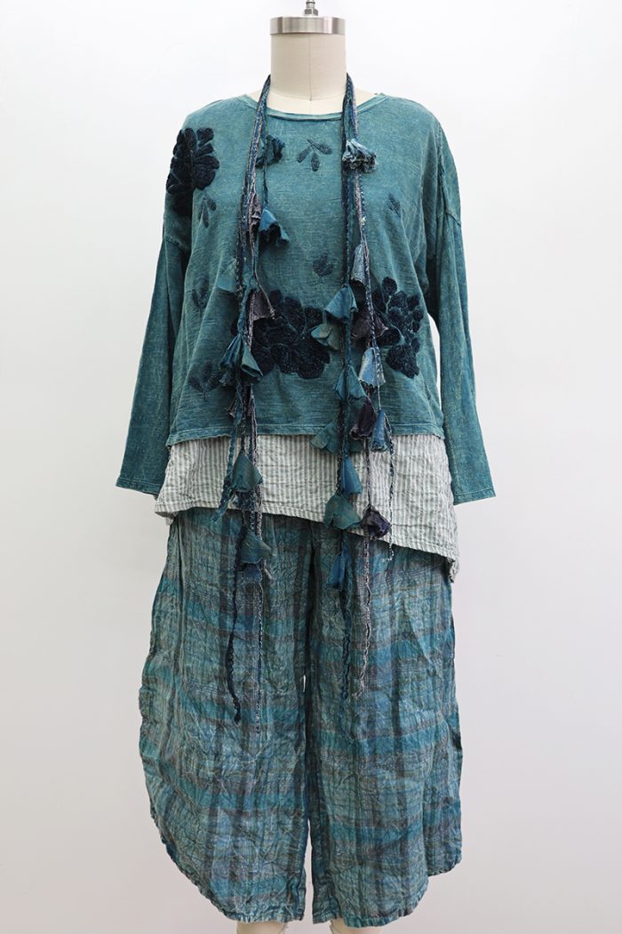 Gardenia T-shirt Crop Long Sleeve - Image 3