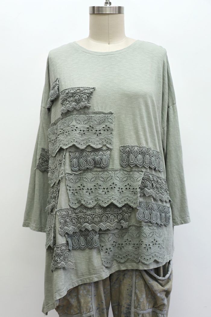 Bridgerton T-Shirt Long Sleeve - Image 2