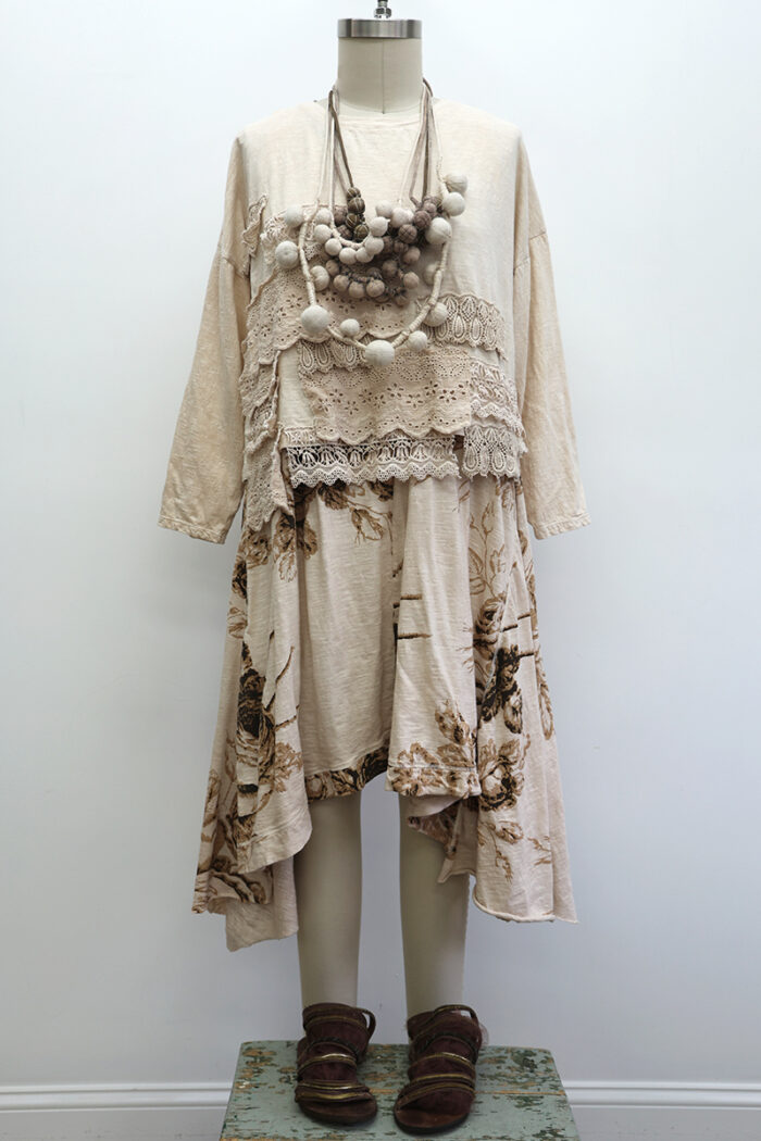 Crop Bridgerton T-Shirt Long Sleeve - Image 3
