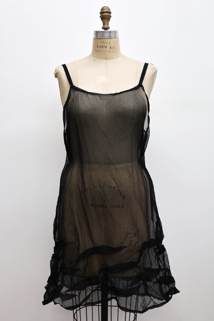 Short Wavey Slip - Image 2