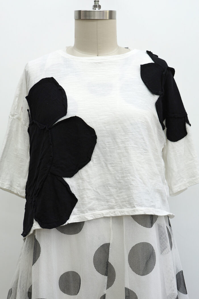 Crop Daisy T-Shirt Short Sleeve - Image 2