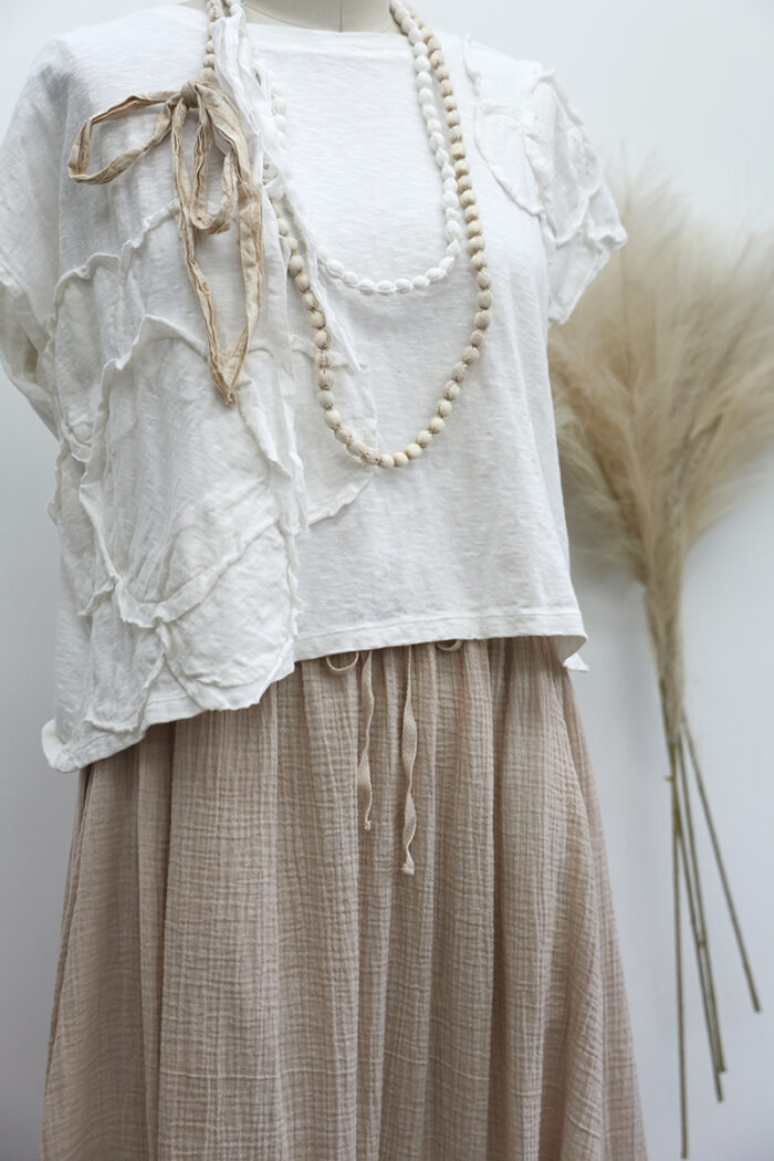 Crop Daisy T-Shirt Cap Sleeve - Image 4