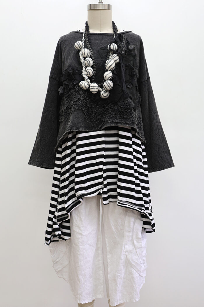 Tea Time Cropped Sweatshirt