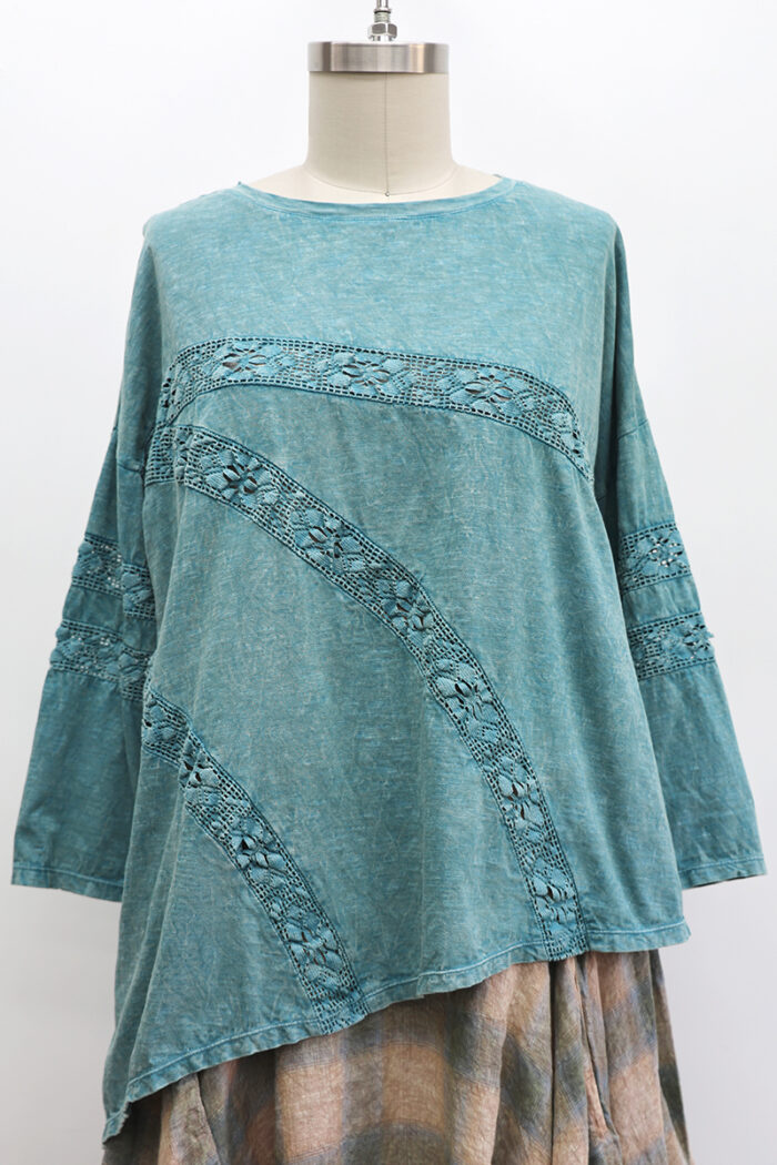 Daphne T-Shirt Long Sleeve - Image 2