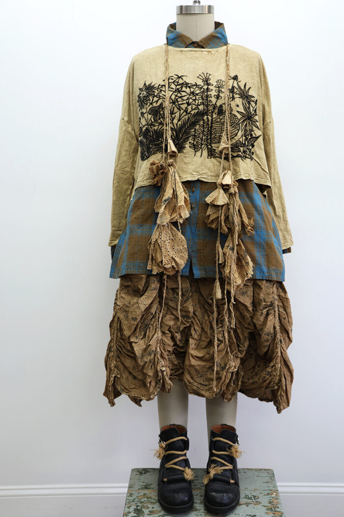 Shangri-La Crop T-Shirt Long Sleeve