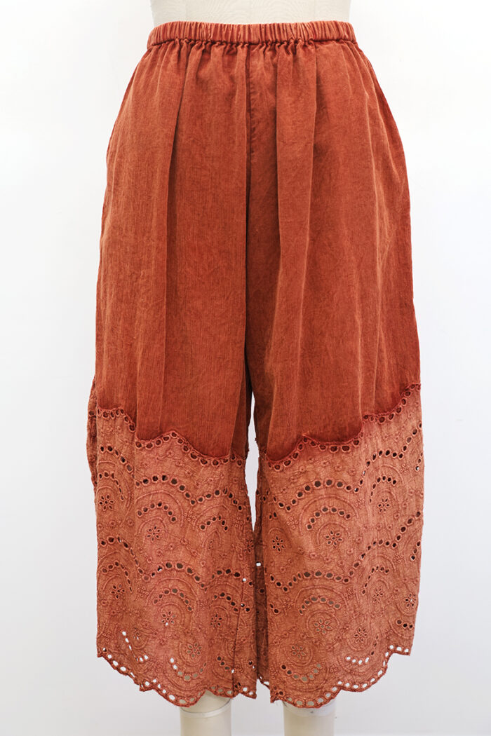 Peek-a-Boo Pant