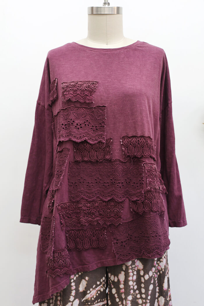 Bridgerton T-Shirt Long Sleeve - Image 2