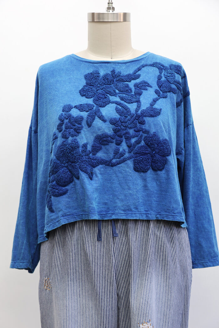Crop Embroidered Garden T-Shirt Long Sleeve - Image 2