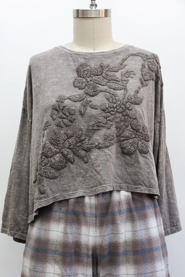 Crop Embroidered Garden T-Shirt Long Sleeve - Image 2