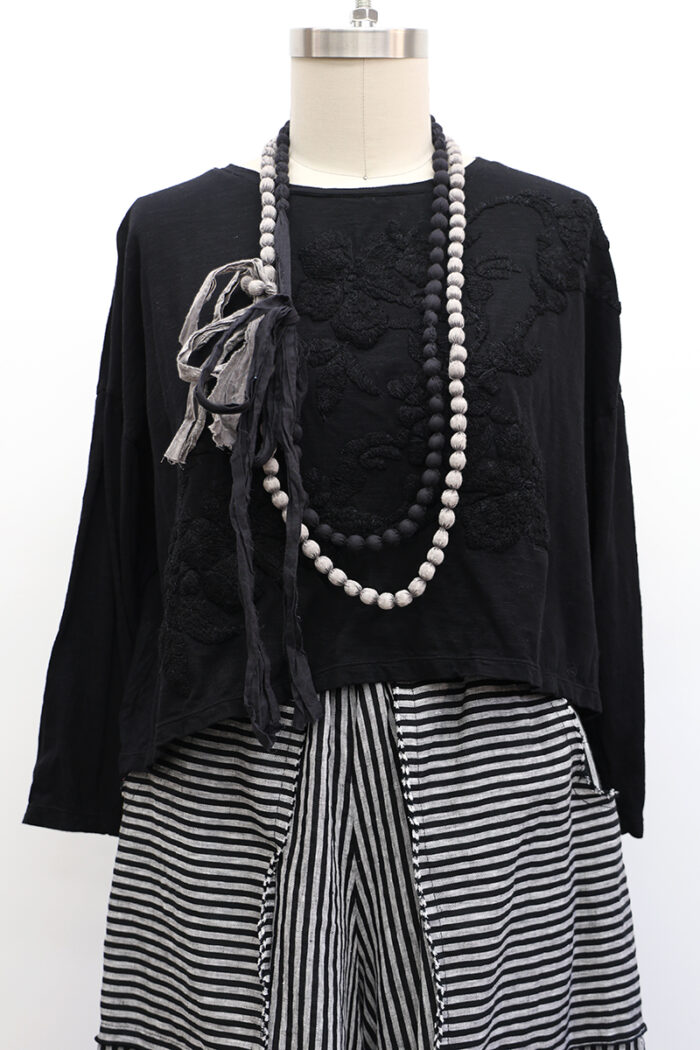 Crop Embroidered Garden T-Shirt Long Sleeve