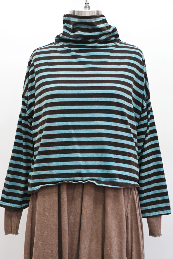 Crop Turtleneck Long Sleeve - Image 2