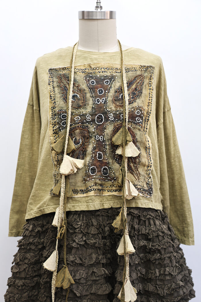 Crop Traverse T-Shirt Long Sleeve