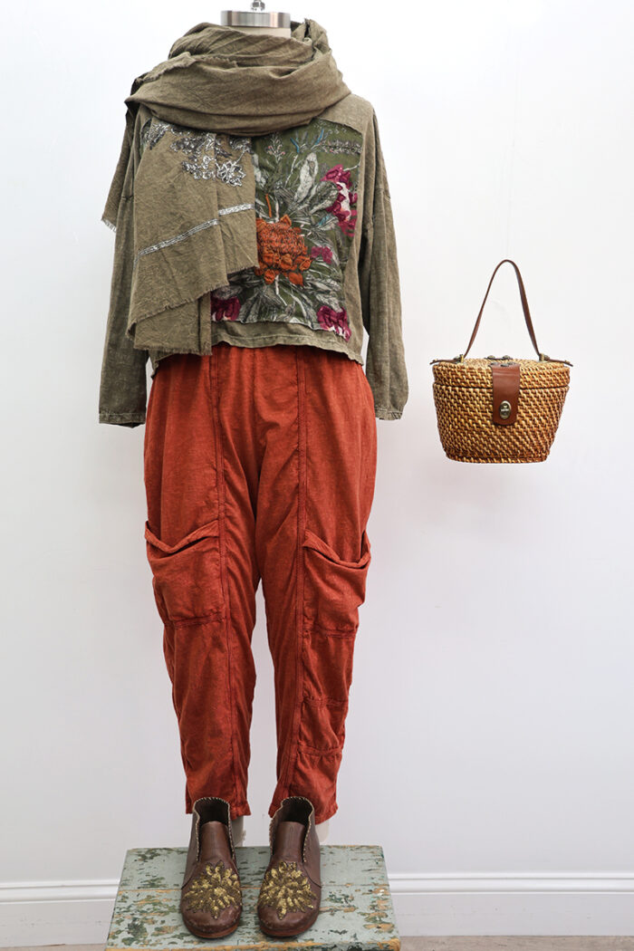 Crop Protea T-Shirt Long Sleeve - Image 2
